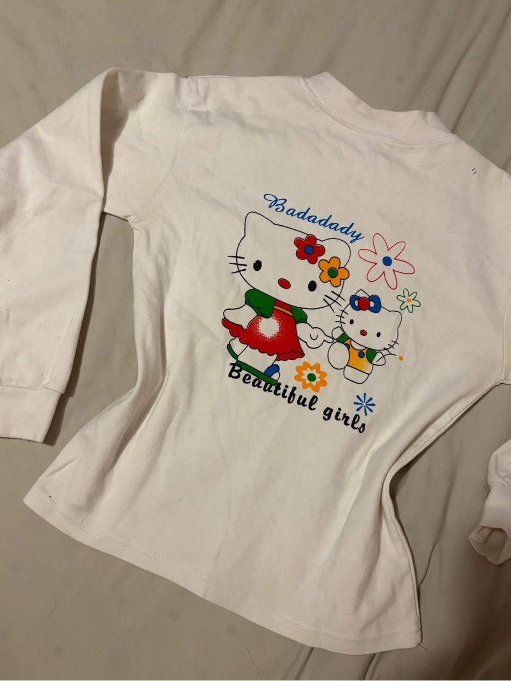 Hello Kitty long sleeve tee 'Beautiful Girls' 🩷 - Picture 2 of 4